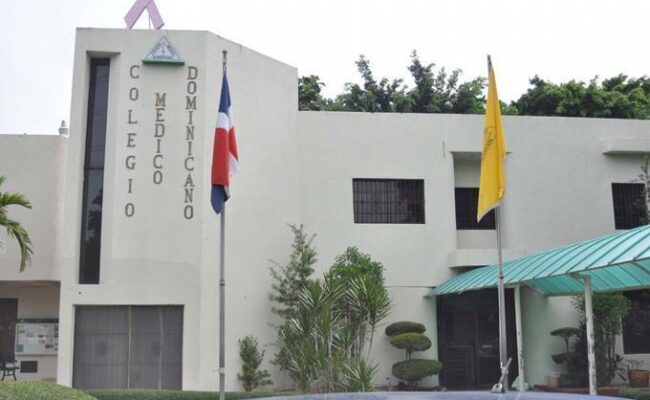 CMD ratifica paro nacional de 24 horas en protesta por detención de cirujano y su asistente CMD ratifica paro nacional de 24 horas en protesta por detención de cirujano y su asistente