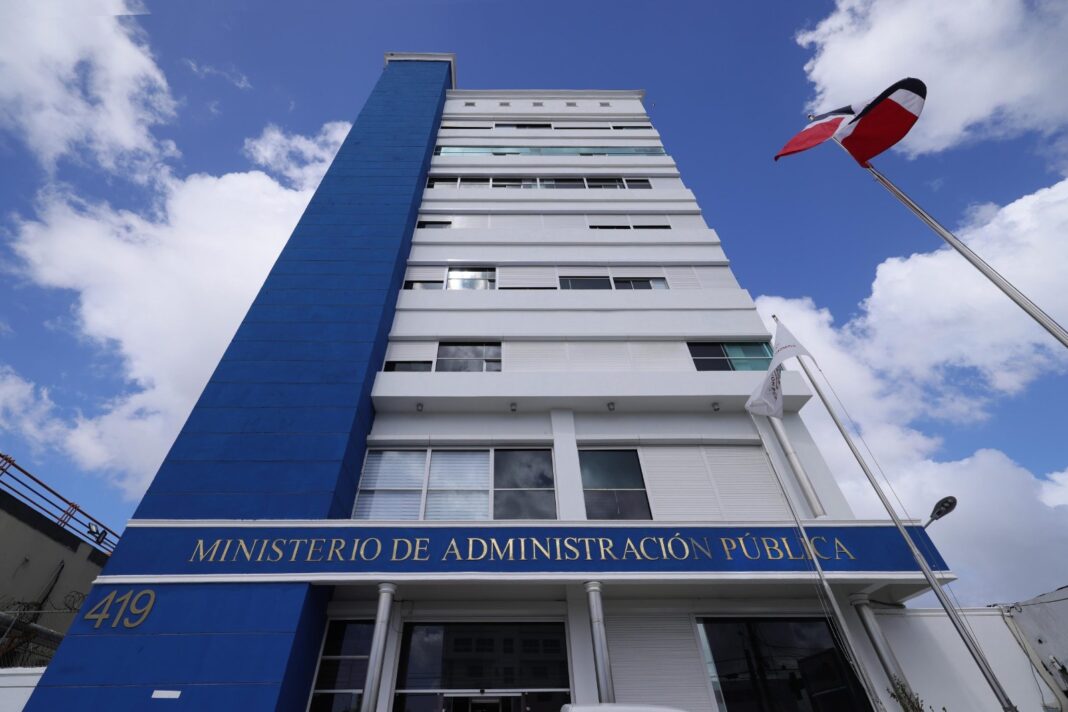 Gobierno emite reglamento que establece la estrategia nacional para convertir los servicios públicos en proactivos Gobierno emite reglamento que establece la estrategia nacional para convertir los servicios públicos en proactivos