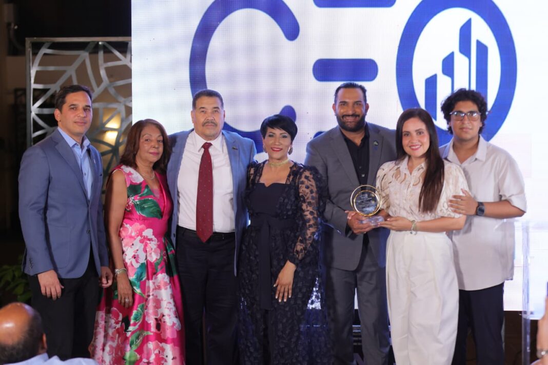 La Comunidad CEO Inmobiliario RD celebra su segundo aniversario consolidando una cultura de alianza y colaboración La Comunidad CEO Inmobiliario RD celebra su segundo aniversario consolidando una cultura de alianza y colaboración