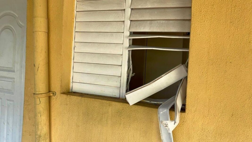 Roban 35 televisores donados a atletas medallistas de Bayaguana en los Juegos Centroamericanos Santo Domingo 2026 Roban 35 televisores donados a atletas medallistas de Bayaguana en los Juegos Centroamericanos Santo Domingo 2026