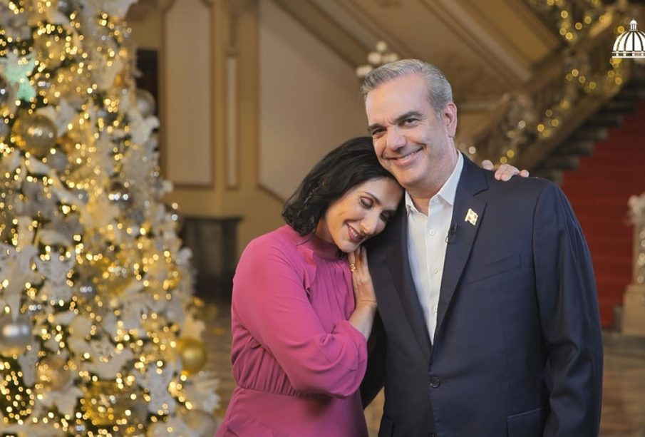 Abinader celebra el cumpleaños de Raquel Arbaje con romántico mensaje: “Qué dichoso soy al tenerte” Abinader celebra el cumpleaños de Raquel Arbaje con romántico mensaje: “Qué dichoso soy al tenerte”