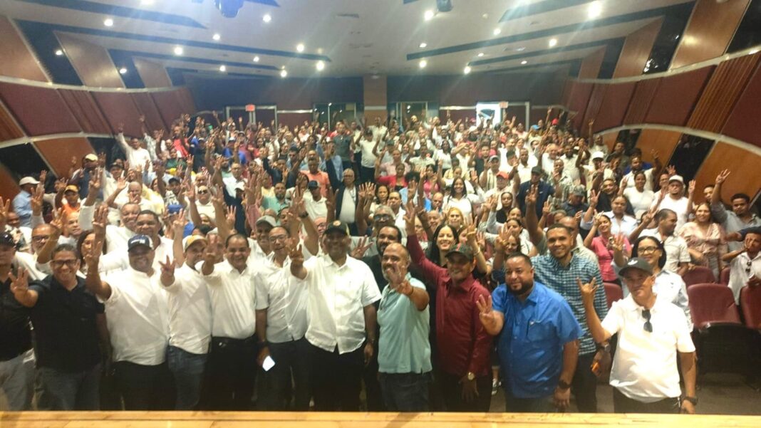 Proyecto presidencial Wellington Arnaud 2028 capacita equipo de la Línea Noroeste para fortalecer trabajo territorial Proyecto presidencial Wellington Arnaud 2028 capacita equipo de la Línea Noroeste para fortalecer trabajo territorial