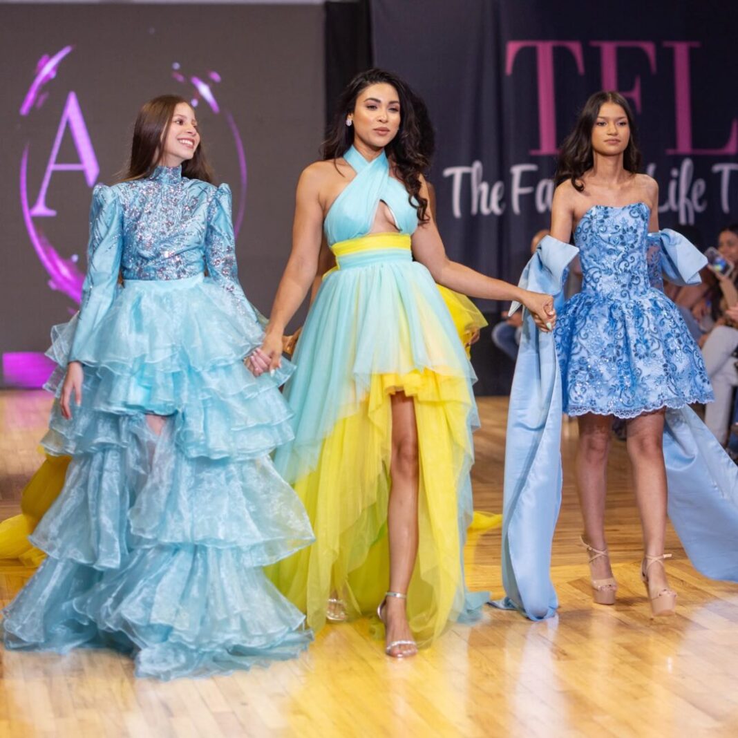 Leticia Lasose lleva el universo de Aurora Dresses a New York Fashion Week con “Sophia” Leticia Lasose lleva el universo de Aurora Dresses a New York Fashion Week con “Sophia”