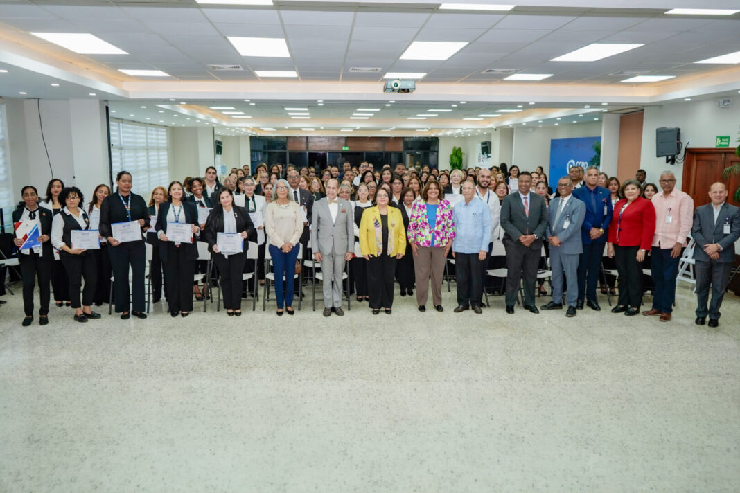 Cámara de Cuentas entrega certificados a 164 colaboradores capacitados por el INAP Cámara de Cuentas entrega certificados a 164 colaboradores capacitados por el INAP