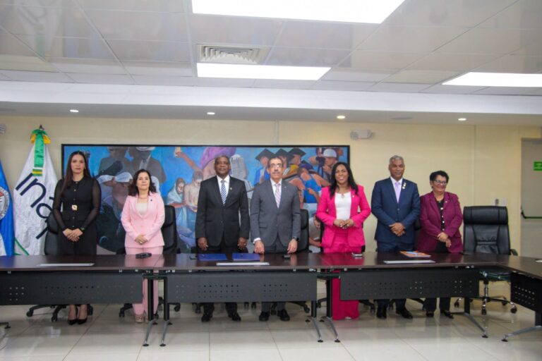 UASD e INAP fortalecen la profesionalización del sector público mediante acuerdo interinstitucional