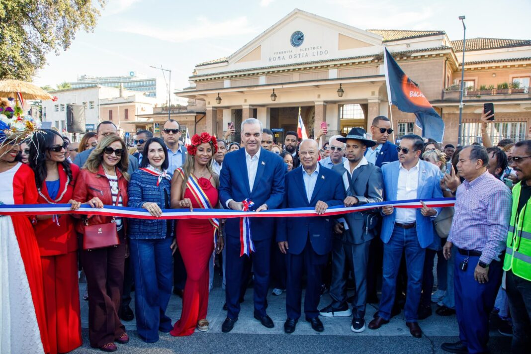 Abinader inaugura la Parada Dominicana en Roma y resalta el orgullo patrio, el espíritu emprendedor y los aportes de la diáspora dominicana en Italia Abinader inaugura la Parada Dominicana en Roma y resalta el orgullo patrio, el espíritu emprendedor y los aportes de la diáspora dominicana en Italia