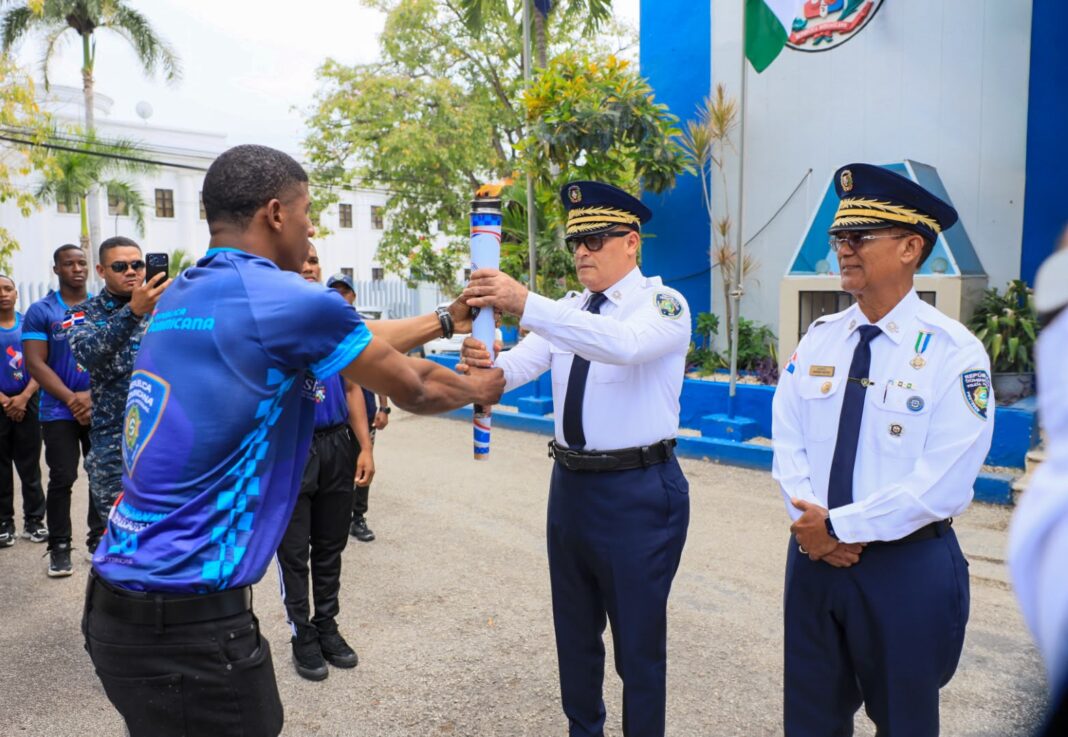 San Juan de la Maguana se suma a la ruta nacional de la antorcha de los Juegos Mundiales de Policía San Juan de la Maguana se suma a la ruta nacional de la antorcha de los Juegos Mundiales de Policía