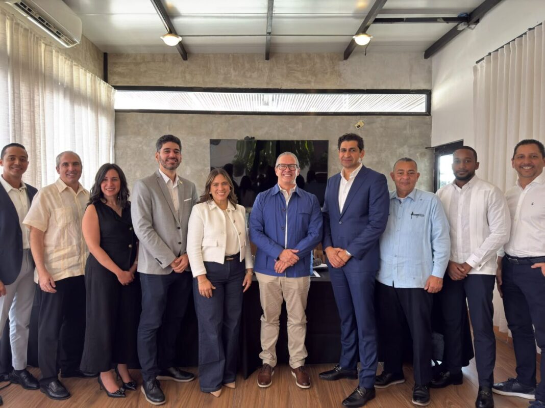 ASOFER reelige por primera vez a su Junta Directiva y refuerza su compromiso con la transición energética dominicana ASOFER reelige por primera vez a su Junta Directiva y refuerza su compromiso con la transición energética dominicana