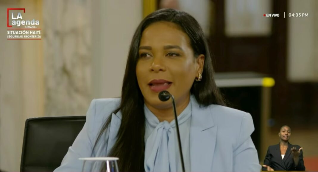 Colombia Alcántara entre los comunicadores de primer nivel en La Agenda Semanal Colombia Alcántara entre los comunicadores de primer nivel en La Agenda Semanal
