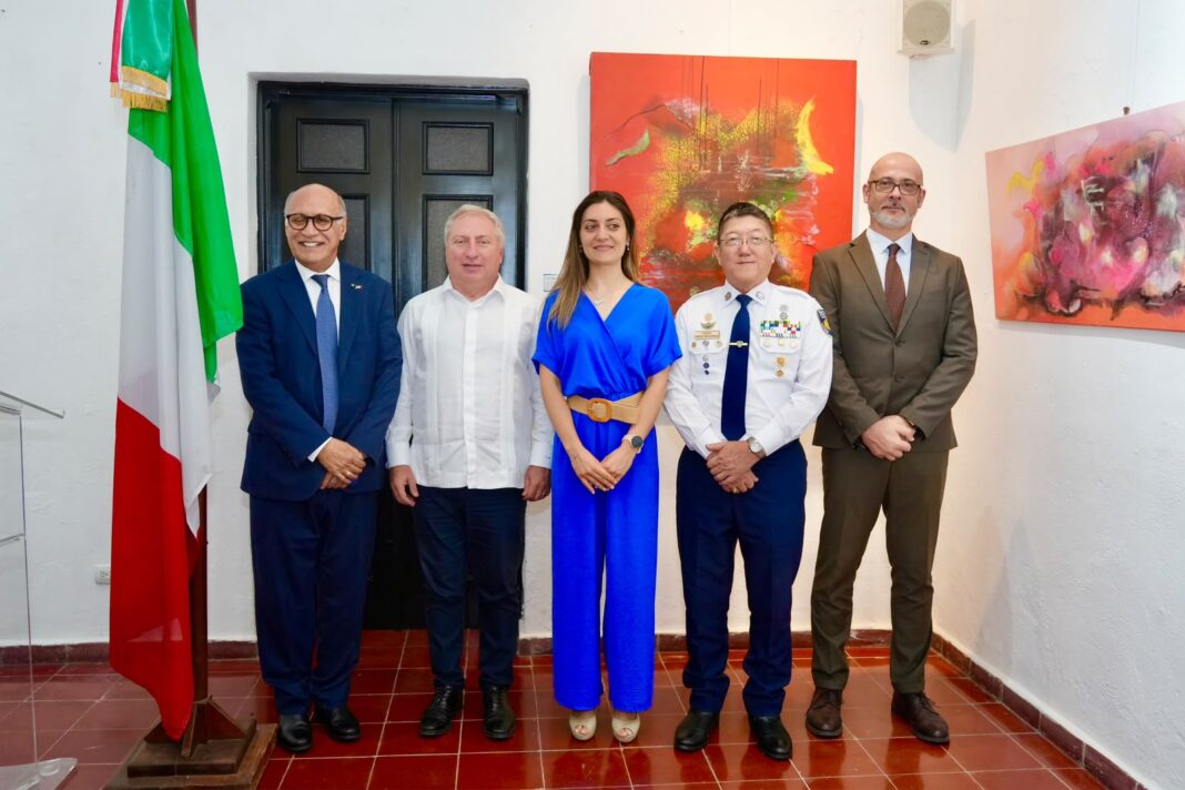 Embajada de Italia otorga becas a 20 agentes de POLITUR para fortalecer la atención a visitantes italianos Embajada de Italia otorga becas a 20 agentes de POLITUR para fortalecer la atención a visitantes italianos