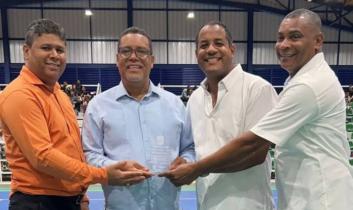 Ramón Chávez recibe reconocimiento en Ciudad Juan Bosch Ramón Chávez recibe reconocimiento en Ciudad Juan Bosch